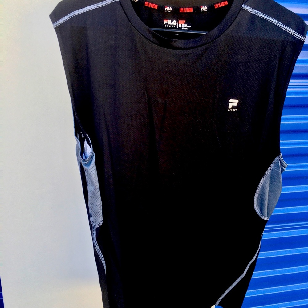 FILA SPORT Tank-Top/ Muscle Shirt New without Tags-Sweat Resistance Tech,Size:XL